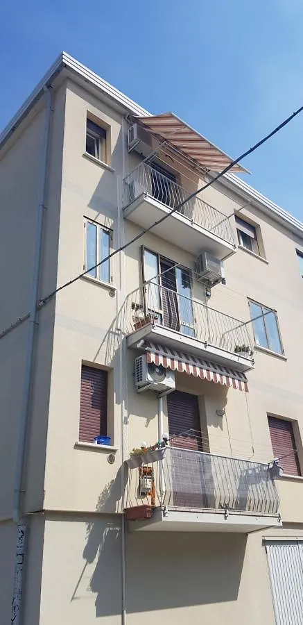 Apartment La Maison De Daniela Mestre Italy